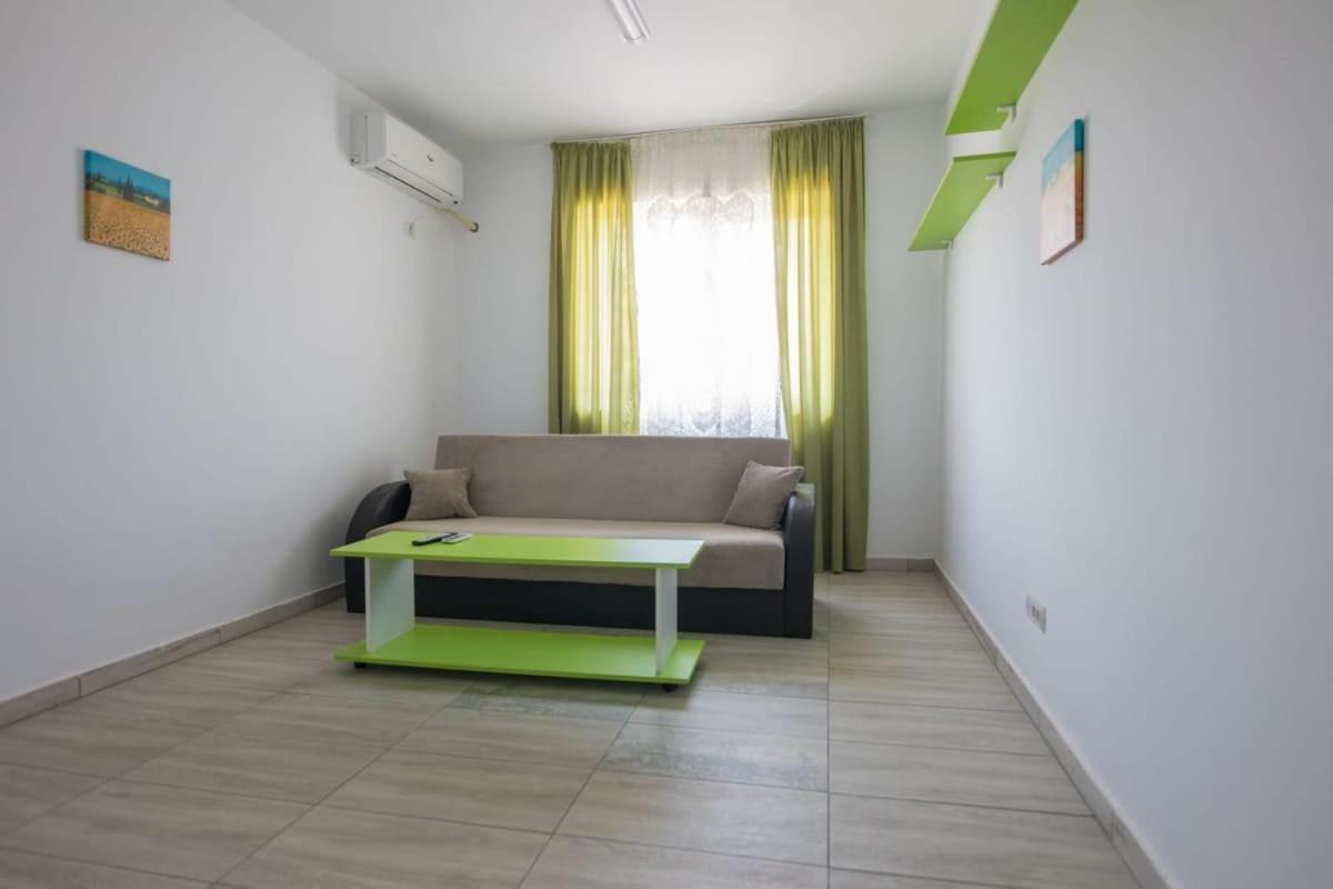 Chiajna Studio Apartment מראה חיצוני תמונה