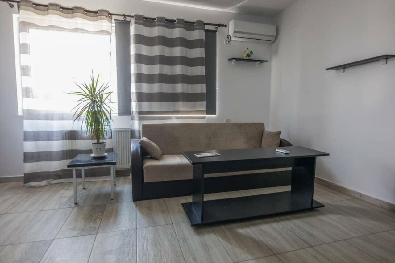 Chiajna Studio Apartment מראה חיצוני תמונה