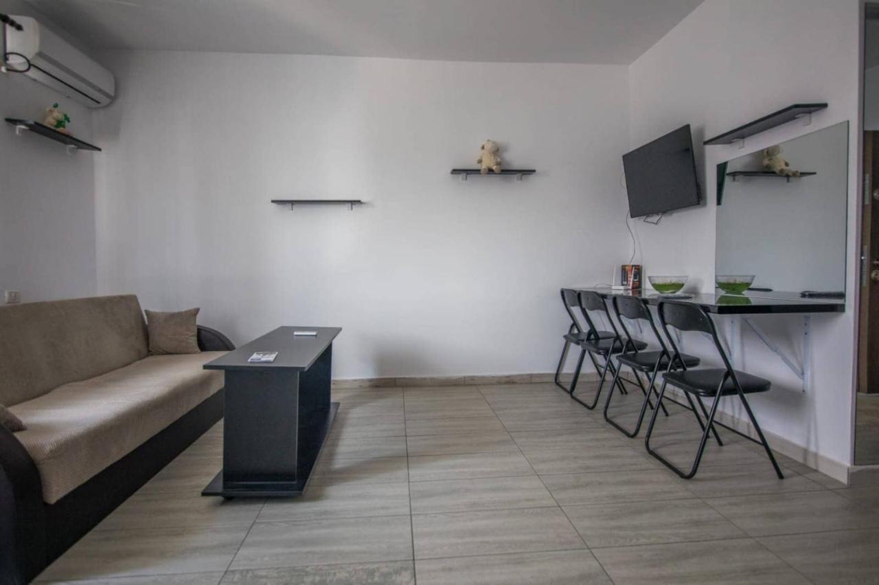 Chiajna Studio Apartment מראה חיצוני תמונה